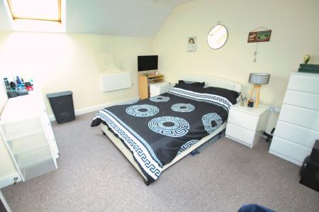 3 bedroom Duplex for sale in Isabelle Court, Kettering, NN16