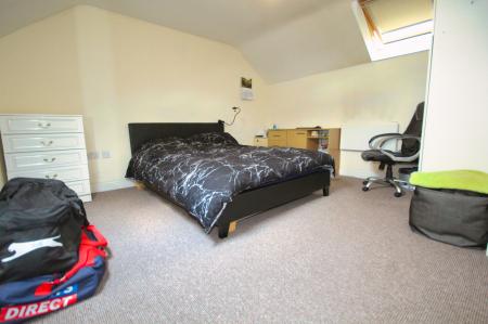 3 bedroom Duplex for sale in Isabelle Court, Kettering, NN16