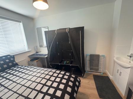 1 bedroom House of Multiple Occupation to let in Carlisle Close, Oakley Vale, Corby, NN18