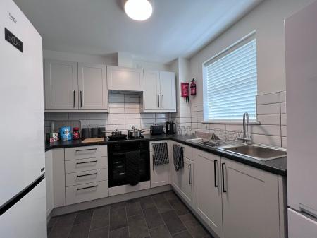 1 bedroom House of Multiple Occupation to let in Carlisle Close, Oakley Vale, Corby, NN18