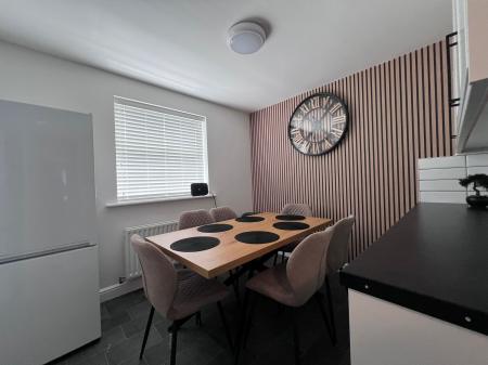 1 bedroom House of Multiple Occupation to let in Carlisle Close, Oakley Vale, Corby, NN18