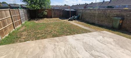 3 bedroom Terraced House to let in Mantlefield Road, Corby, NN18