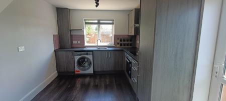 3 bedroom Terraced House to let in Mantlefield Road, Corby, NN18