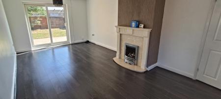 3 bedroom Terraced House to let in Mantlefield Road, Corby, NN18