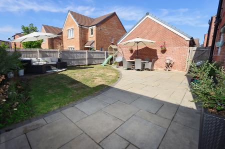 3 bedroom Detached house for sale in Bowman Road, Weldon, NN17