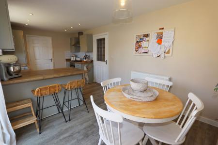 3 bedroom Detached house for sale in Bowman Road, Weldon, NN17