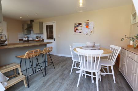 3 bedroom Detached house for sale in Bowman Road, Weldon, NN17