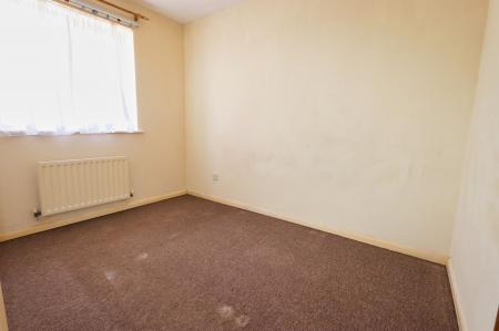 3 bedroom Semi-detached house for sale in Viking Close, Kettering, NN16