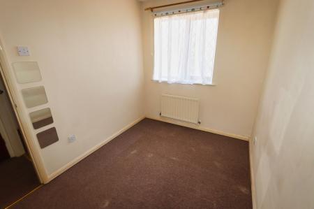 3 bedroom Semi-detached house for sale in Viking Close, Kettering, NN16