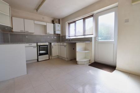 3 bedroom Semi-detached house for sale in Viking Close, Kettering, NN16