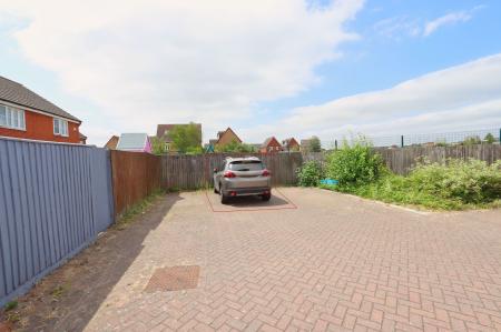 2 bedroom Apartment for sale in Hatfield Close, Corby, NN18