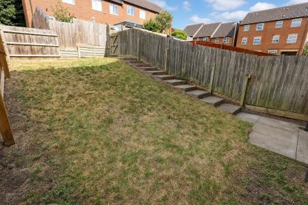4 bedroom Town house for sale in Bellway Close, Kettering, NN16