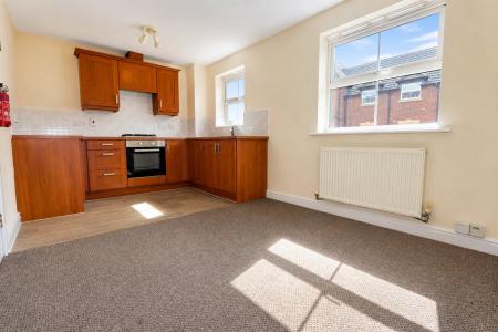 4 bedroom Town house for sale in Bellway Close, Kettering, NN16