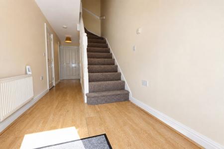 4 bedroom Town house for sale in Bellway Close, Kettering, NN16