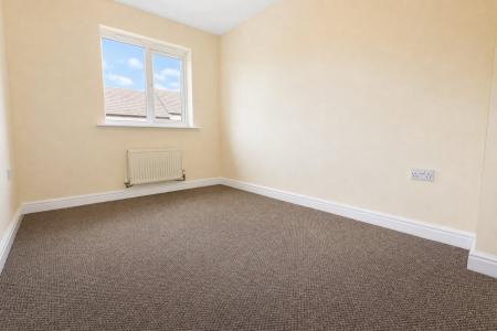 4 bedroom Town house for sale in Bellway Close, Kettering, NN16