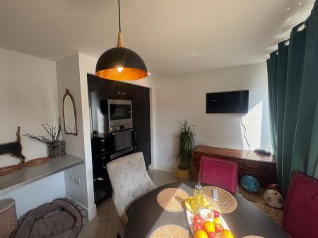 3 bedroom Semi-detached house to let in Kesteven Way, Little Stanion, NN18