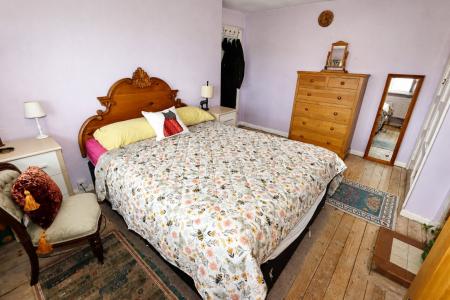 3 bedroom Semi-detached house for sale in John Street, Thrapston, NN14