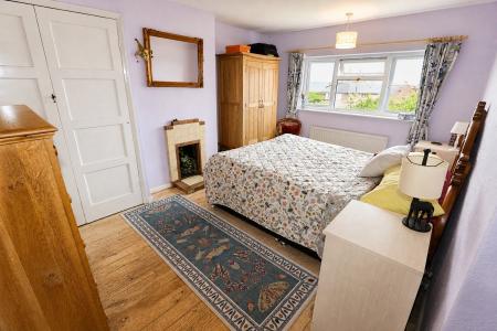 3 bedroom Semi-detached house for sale in John Street, Thrapston, NN14