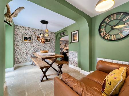 3 bedroom Cottage for sale in Arnhill Road, Gretton, NN17