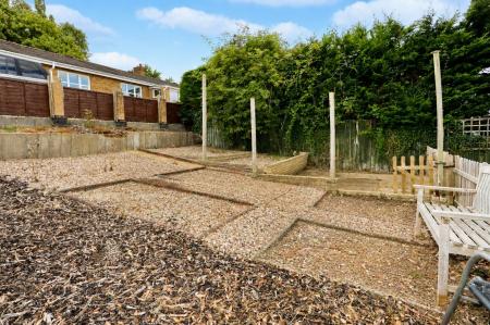 3 bedroom Cottage for sale in Arnhill Road, Gretton, NN17