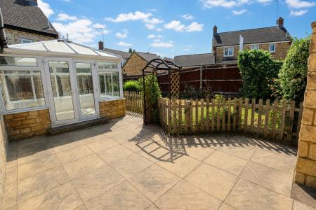 2 bedroom Detached bungalow for sale in Church View, Weldon, NN17