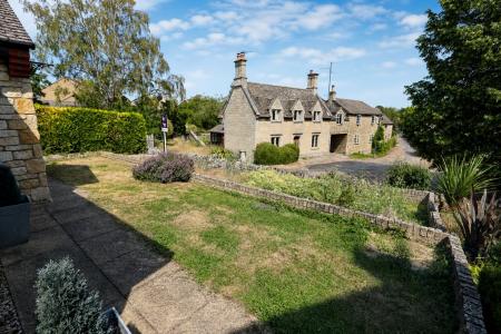 2 bedroom Detached bungalow for sale in Church View, Weldon, NN17