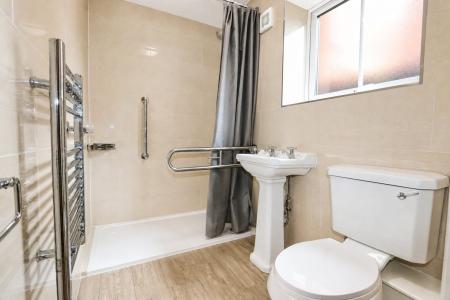 4 bedroom Detached house for sale in Fieldfare Close, Corby, NN18