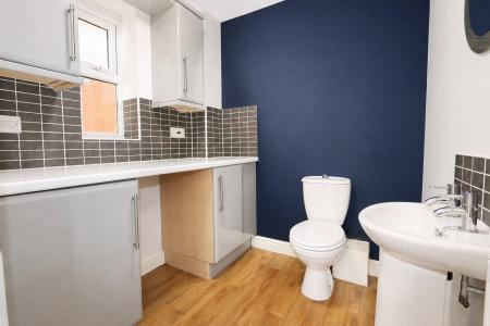 4 bedroom Detached house for sale in Fieldfare Close, Corby, NN18