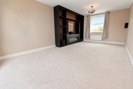 4 bedroom Detached house for sale in Fieldfare Close, Corby, NN18