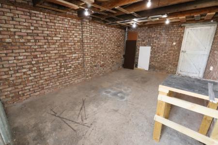 4 bedroom Link detached house for sale in Dresden Close, Corby, NN18