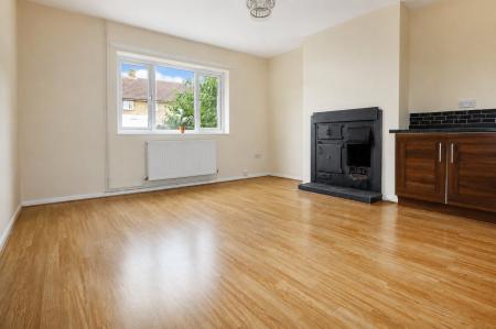 3 bedroom Semi-detached house for sale in Manor Road, Rothwell, NN14