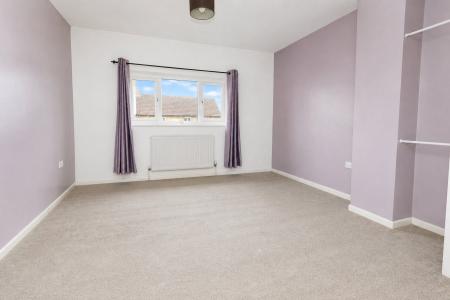 3 bedroom Semi-detached house for sale in Manor Road, Rothwell, NN14