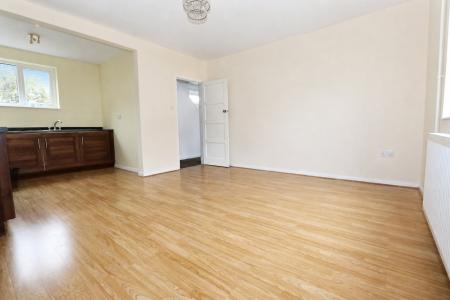 3 bedroom Semi-detached house for sale in Manor Road, Rothwell, NN14