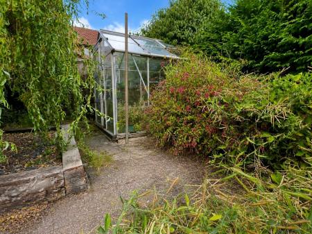 2 bedroom Semi-detached bungalow for sale in The Ridings, Desborough, NN14