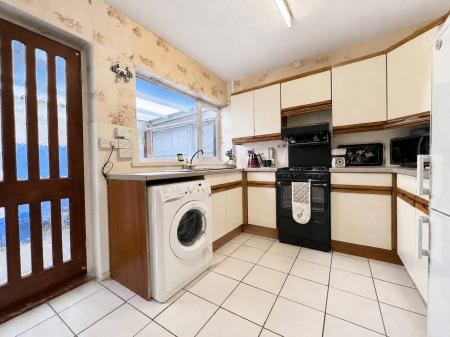 2 bedroom Semi-detached bungalow for sale in The Ridings, Desborough, NN14