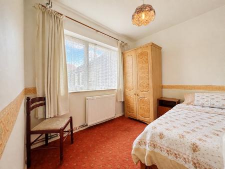 2 bedroom Semi-detached bungalow for sale in The Ridings, Desborough, NN14