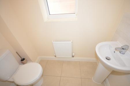 2 bedroom Terraced House to let in London Road, Priors Hall Park, Corby, NN17