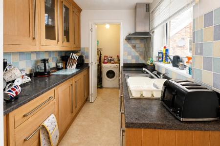 2 bedroom Flat for sale in Sorrel Close, Isham, NN14