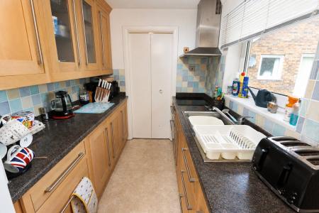 2 bedroom Flat for sale in Sorrel Close, Isham, NN14