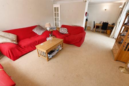 2 bedroom Flat for sale in Sorrel Close, Isham, NN14