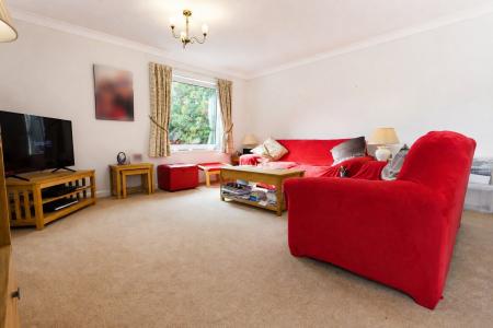 2 bedroom Flat for sale in Sorrel Close, Isham, NN14