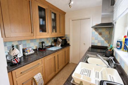 2 bedroom Flat for sale in Sorrel Close, Isham, NN14