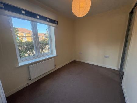 2 bedroom Flat to let in Pascal Close, Corby, NN17