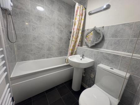 1 bedroom Flat to let in Berneshaw Close, Oakley Vale, Corby, NN18
