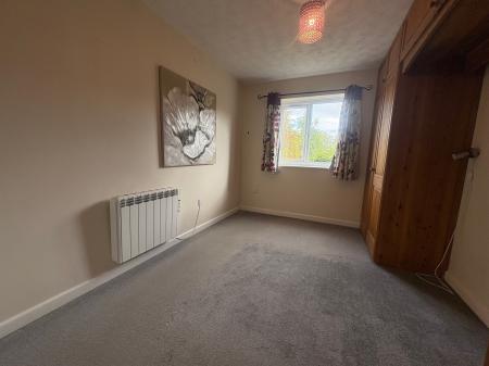 1 bedroom Flat to let in Berneshaw Close, Oakley Vale, Corby, NN18