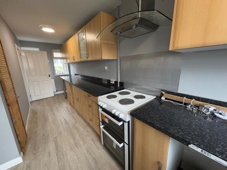 2 bedroom Terraced House to let in Shoreham Court, Corby, NN18