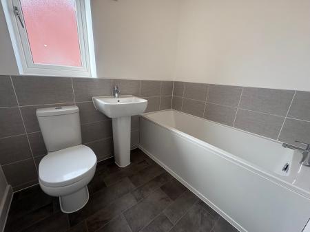 3 bedroom Detached house to let in Brigadier Way, Corby, NN17