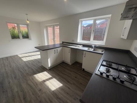 3 bedroom Detached house to let in Brigadier Way, Corby, NN17