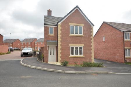 3 bedroom Detached house to let in Brigadier Way, Corby, NN17