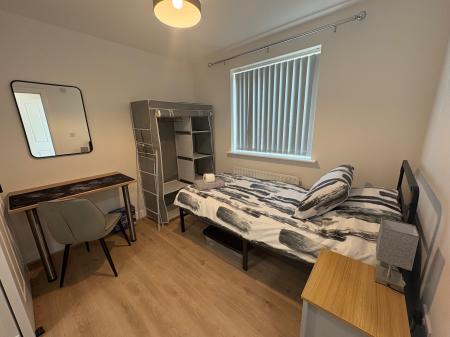 1 bedroom House of Multiple Occupation to let in Chepstow Road, Oakley Vale, Corby, NN18